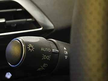 Image véhicule  Peugeot 5008 (33)