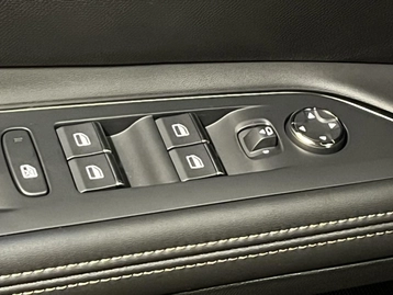 Image véhicule  Peugeot 5008 (22)