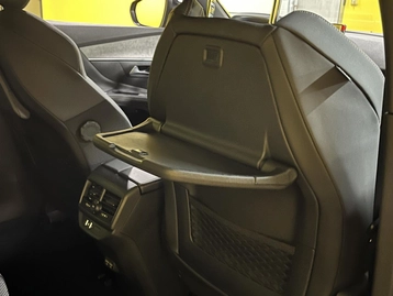 Image véhicule  Peugeot 5008 (6)