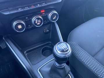 Image véhicule  Dacia DUSTER (11)