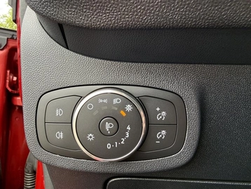 Image véhicule  Ford FIESTA (10)