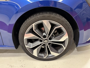 Image véhicule  Renault MEGANE IV ESTATE (37)