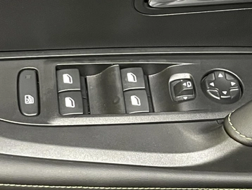 Image véhicule  Peugeot 2008 (17)