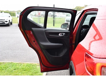 Image véhicule  Volvo XC40 (38)