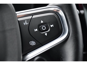 Image véhicule  Volvo XC40 (23)