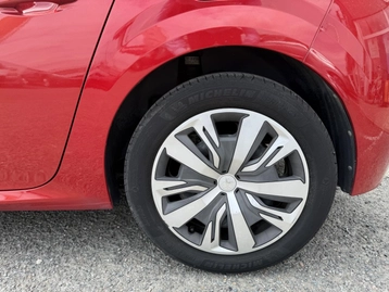 Image véhicule  Peugeot 208 (9)