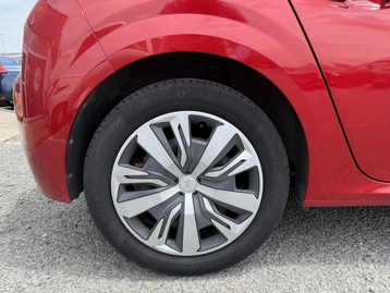 Image véhicule  Peugeot 208 (10)