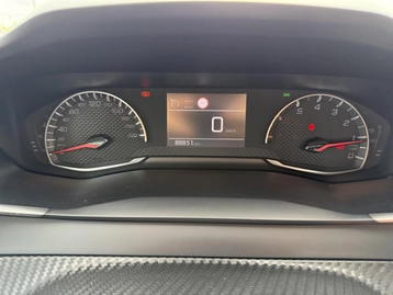 Image véhicule  Peugeot 208 (22)