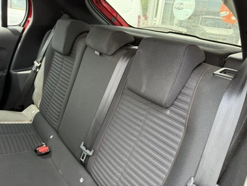 Image véhicule  Peugeot 208 (15)