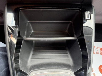 Image véhicule  Peugeot 208 (28)