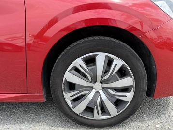 Image véhicule  Peugeot 208 (11)