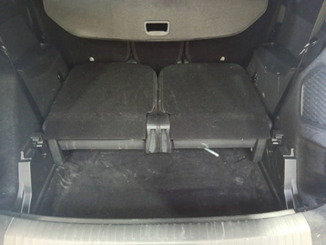 Image véhicule  Peugeot 5008 (12)