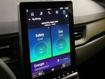 Image véhicule  Renault CAPTUR (32)