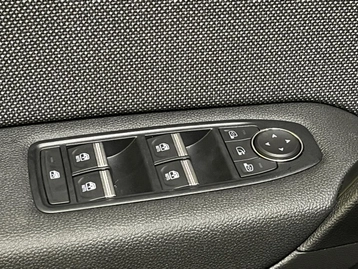 Image véhicule  Renault CAPTUR (23)