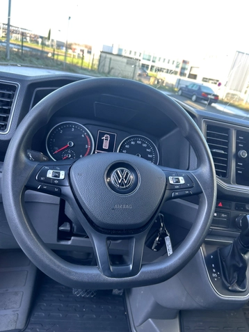 Image véhicule  Volkswagen CRAFTER (8)