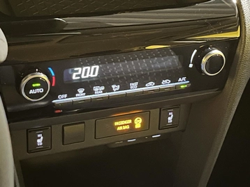 Image véhicule  Toyota YARIS CROSS (14)