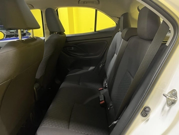 Image véhicule  Toyota YARIS CROSS (9)