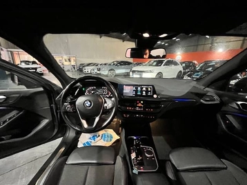 Image véhicule  BMW SÉRIE 1 (20)