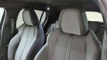 Image véhicule  Peugeot 208 (11)