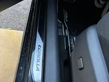 Image véhicule  Toyota COROLLA (24)