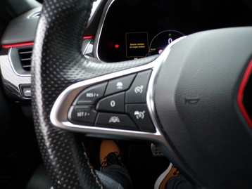 Image véhicule  Renault ARKANA (18)