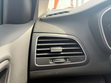 Image véhicule  Renault MEGANE (20)