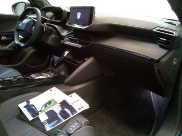 Image véhicule  Peugeot 2008 (9)