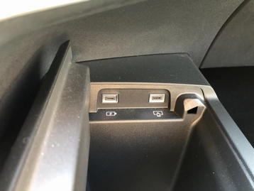 Image véhicule  Peugeot 3008 (3) (9)