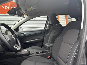Image véhicule  Renault ARKANA (3)