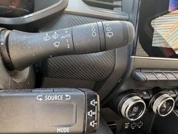 Image véhicule  Renault CAPTUR (16)
