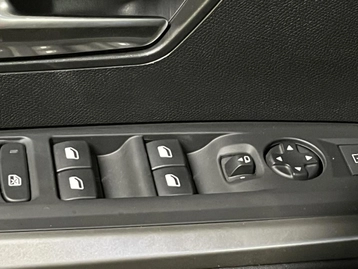 Image véhicule  Peugeot 5008 (22)