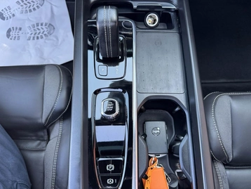 Image véhicule  Volvo XC60 (17)