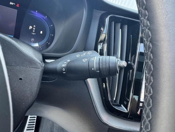 Image véhicule  Volvo XC60 (15)