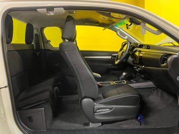 Image véhicule  Toyota Hilux (2)