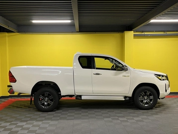 Image véhicule  Toyota Hilux (30)