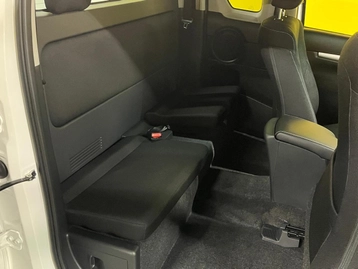 Image véhicule  Toyota Hilux (82)