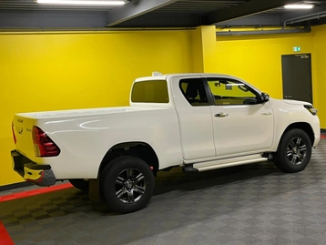 Image véhicule  Toyota Hilux (9)