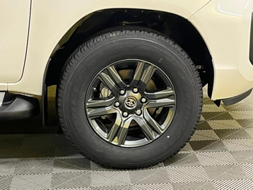 Image véhicule  Toyota Hilux (75)