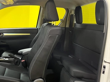 Image véhicule  Toyota Hilux (6)
