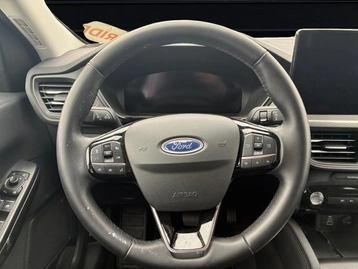 Image véhicule  Ford KUGA (21)