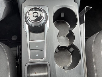 Image véhicule  Ford KUGA (33)