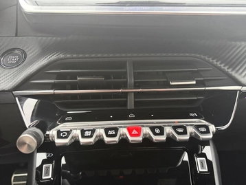 Image véhicule  Peugeot 208 (33)