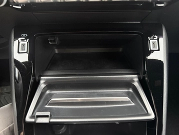 Image véhicule  Peugeot 208 (34)