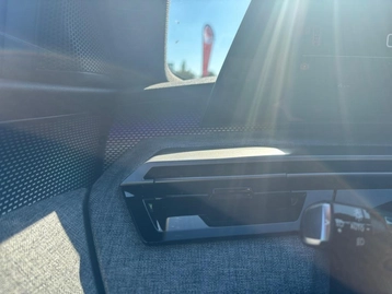 Image véhicule  Peugeot 5008 (17)