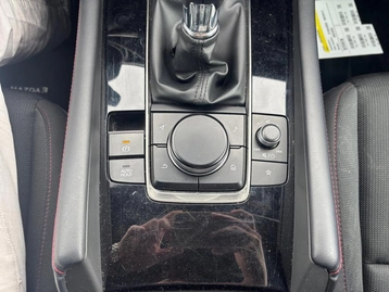 Image véhicule  Mazda MAZDA 3 (37)