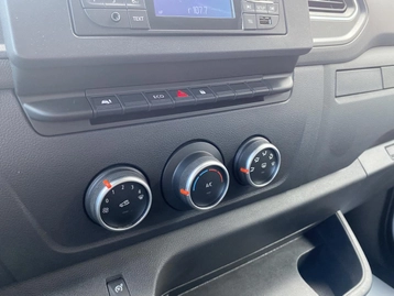 Image véhicule  Renault MASTER (20)