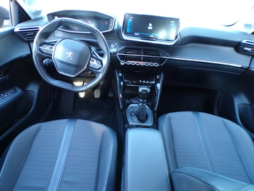 Image véhicule  Peugeot 208 (10)