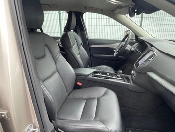 Image véhicule  Volvo XC90 (10)