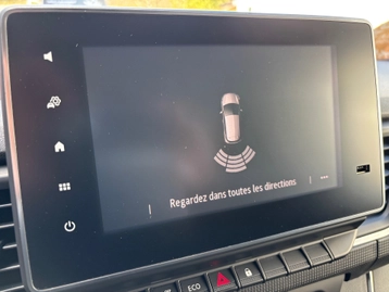 Image véhicule  Renault TRAFIC (9)