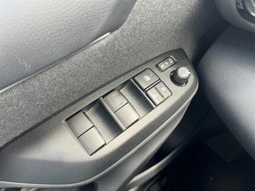 Image véhicule  Toyota YARIS (15)